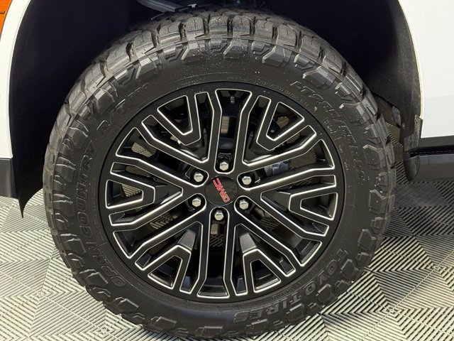 Used 2025 GMC Yukon XL Denali w/ Sun & Power Step Package RWD image 15