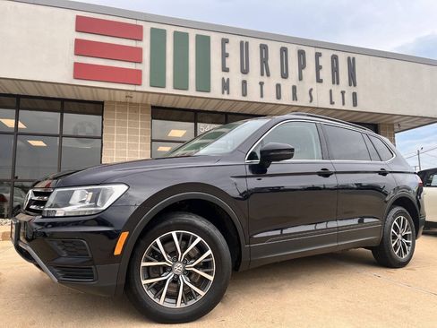 Used 2019 Volkswagen Tiguan SE w/ Panoramic Sunroof Package AWD/4WD image 1