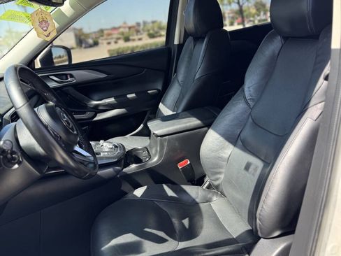 Used 2018 MAZDA CX-9 Touring w/ Touring Premium Package FWD image 15