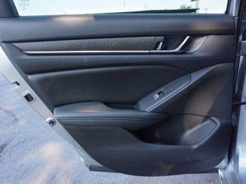 Used 2020 Honda Accord EX-L image 24