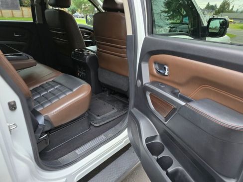 Used 2017 Nissan Titan Platinum Reserve w/ Off-Road Package image 15