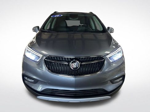 Used 2019 Buick Encore Essence w/ Experience Buick Package AWD/4WD image 9