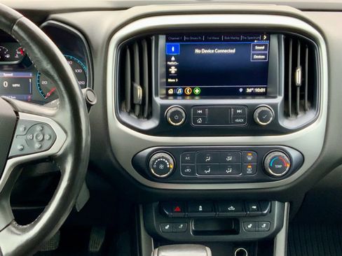 Used 2019 Chevrolet Colorado LT w/ LT Convenience Package image 46