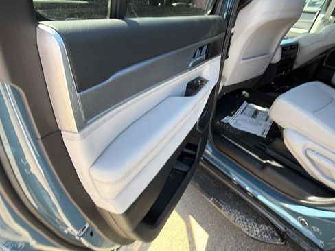 New 2026 Jeep Grand Wagoneer Limited AWD/4WD image 18