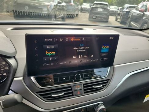 New 2026 Nissan Altima 2.5 SR FWD image 15