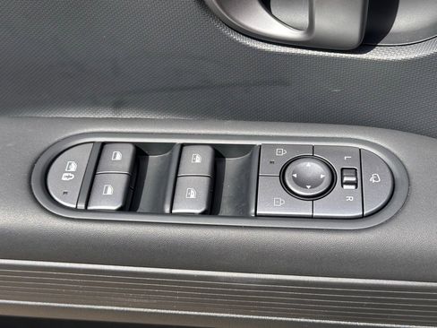 Used 2025 Hyundai Ioniq 5 SEL image 24