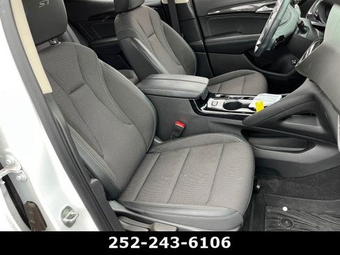 Used 2023 Buick Envision Preferred image 10