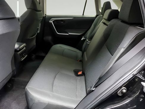 Used 2023 Toyota RAV4 LE AWD/4WD image 10