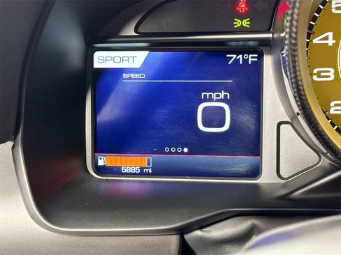 Certified 2021 Ferrari F8 Tributo image 11