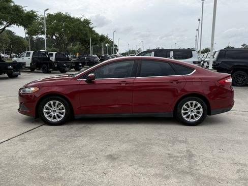 Used 2015 Ford Fusion S FWD image 8