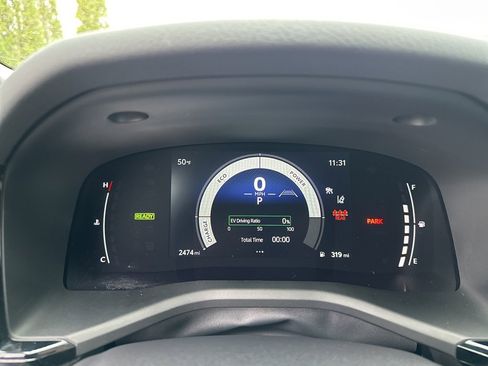 Certified 2025 Toyota Camry SE w/ Convenience Package image 13