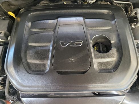 Used 2019 Jeep Grand Cherokee Altitude RWD image 30