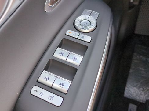 Certified 2026 Genesis GV70 2.5T Sport Prestige AWD/4WD image 24