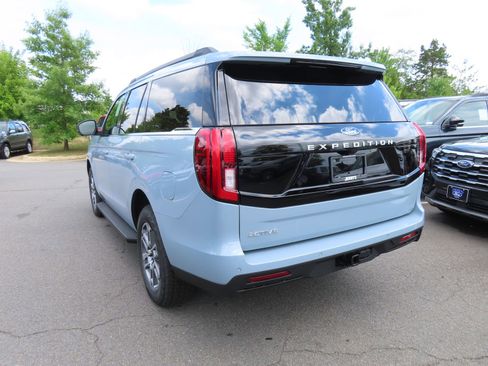 New 2026 Ford Expedition Active AWD/4WD image 6