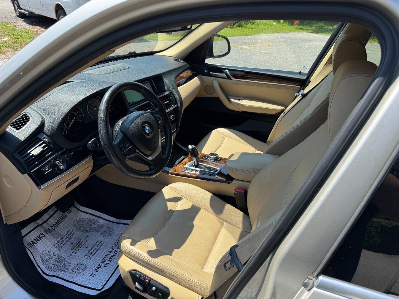Used 2016 BMW X3 xDrive28i AWD/4WD image 9