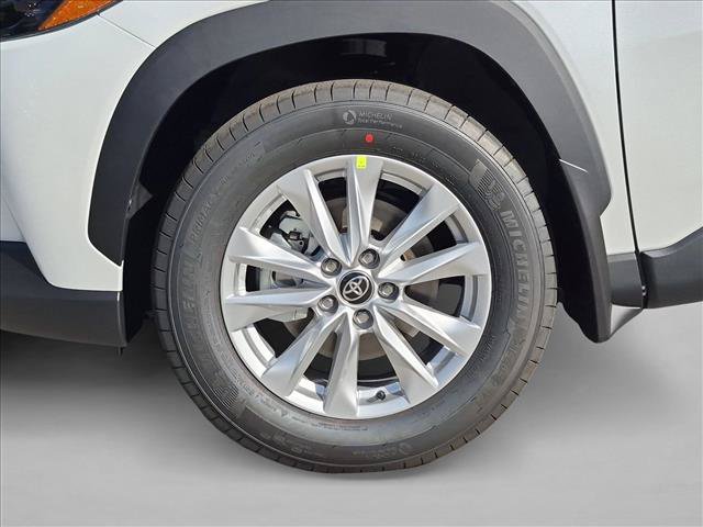 New 2026 Toyota Corolla Cross LE FWD image 10