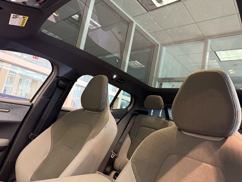 New 2026 Volvo EX30 Cross Country Ultra w/ Protection Package Premier AWD/4WD image 9