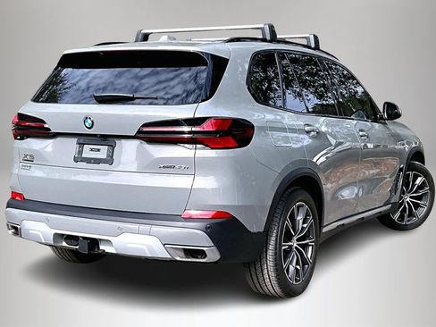 Used 2025 BMW X5 xDrive40i w/ M Sport Package image 5
