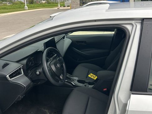Used 2024 Toyota Corolla LE FWD image 10