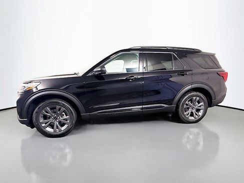 New 2026 Ford Explorer Active AWD/4WD image 4