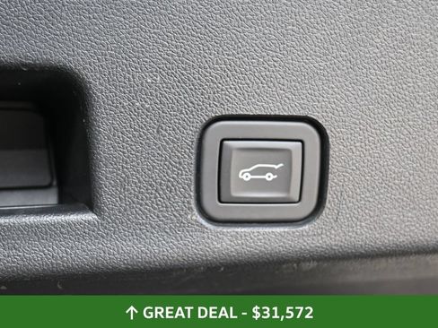 Used 2025 GMC Acadia Elevation FWD image 24