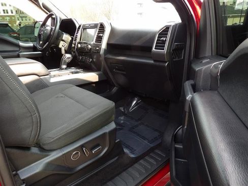 Used 2016 Ford F150 XLT w/ Equipment Group 302A Luxury image 11