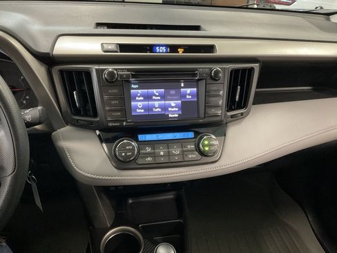 Used 2014 Toyota RAV4 XLE image 15
