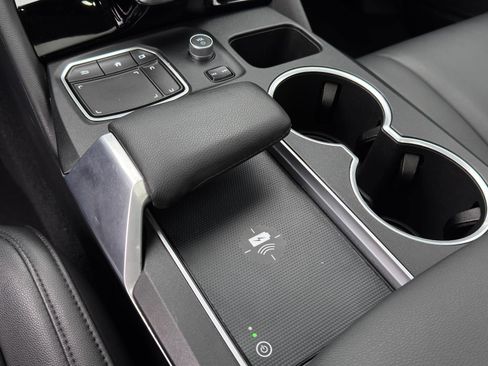 Used 2022 Acura MDX SH-AWD image 19