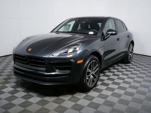 Used 2026 Porsche Macan AWD/4WD image 1