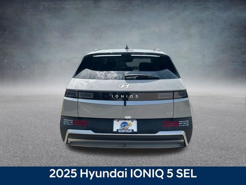 New 2025 Hyundai Ioniq 5 SEL AWD/4WD image 4