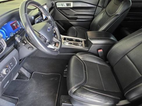 Used 2020 Ford Explorer ST AWD/4WD image 6