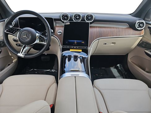 Certified 2026 Mercedes-Benz GLC 300 4MATIC image 10