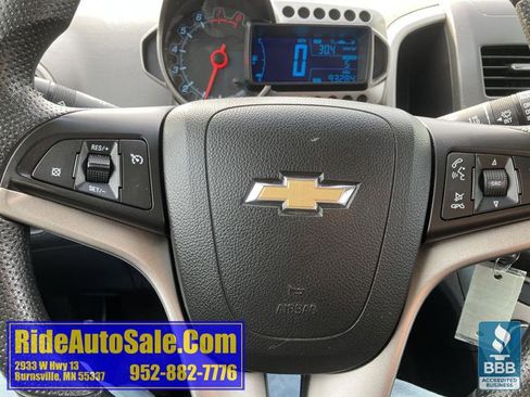 Used 2012 Chevrolet Sonic LT image 17
