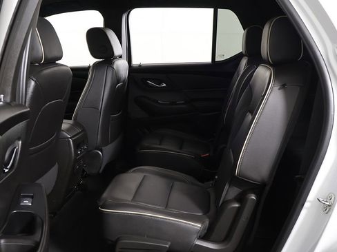 Used 2023 Chevrolet Traverse Premier w/ Redline Edition AWD/4WD image 37