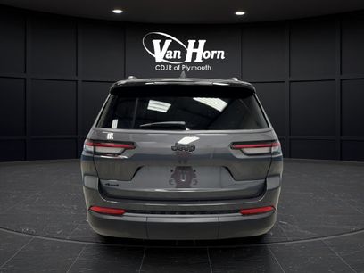 New 2026 Jeep Grand Cherokee L Limited w/ Limited Altitude Package