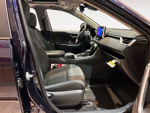 New 2025 Toyota RAV4 XLE image 10