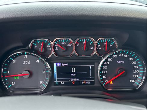 Used 2020 Chevrolet Suburban LT image 21