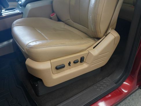 Used 2014 Ford F150 Lariat w/ Lariat Chrome Package AWD/4WD image 25