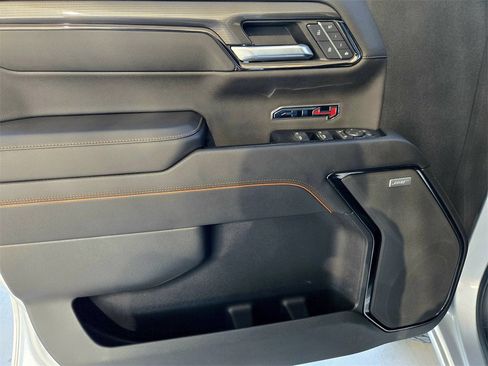 Used 2022 GMC Sierra 1500 AT4 w/ AT4 Premium Package image 31