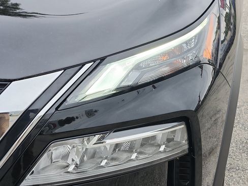 Certified 2023 Nissan Rogue SL AWD/4WD image 9