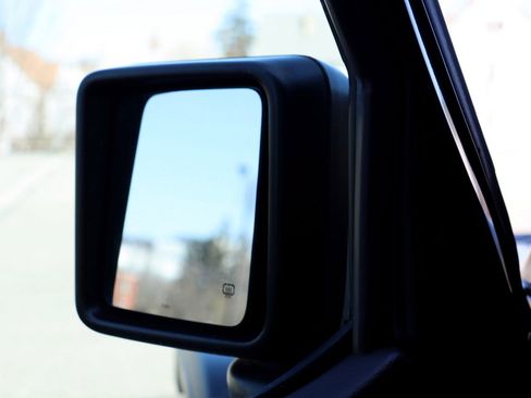 Used 2022 Jeep Wrangler Unlimited Rubicon 4xe image 24