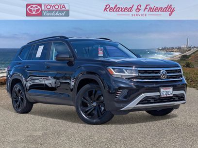 Used 2022 Volkswagen Atlas SE w/ Black Wheel Package