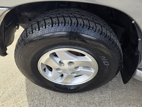 Used 2003 Toyota Sequoia SR5 RWD image 26