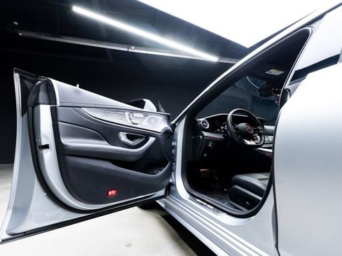 Used 2022 Mercedes-Benz AMG GT 43 image 22