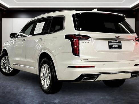 Certified 2025 Cadillac XT6 Luxury image 4