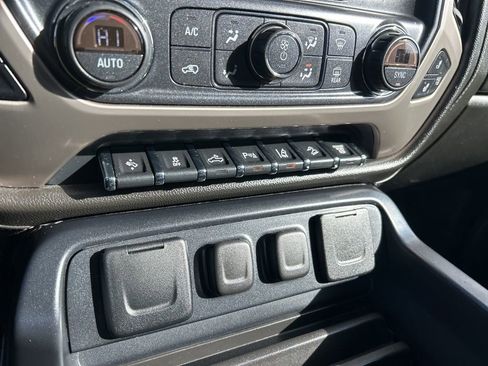 Used 2015 GMC Sierra 2500 Denali w/ Duramax Plus Package image 22