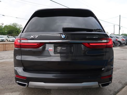 Used 2020 BMW X7 xDrive40i w/ Premium Package AWD/4WD image 10