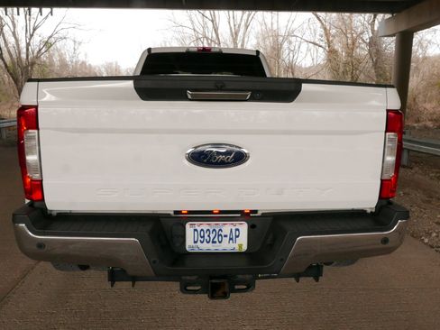 Used 2019 Ford F450 XLT w/ XLT Premium Package image 31