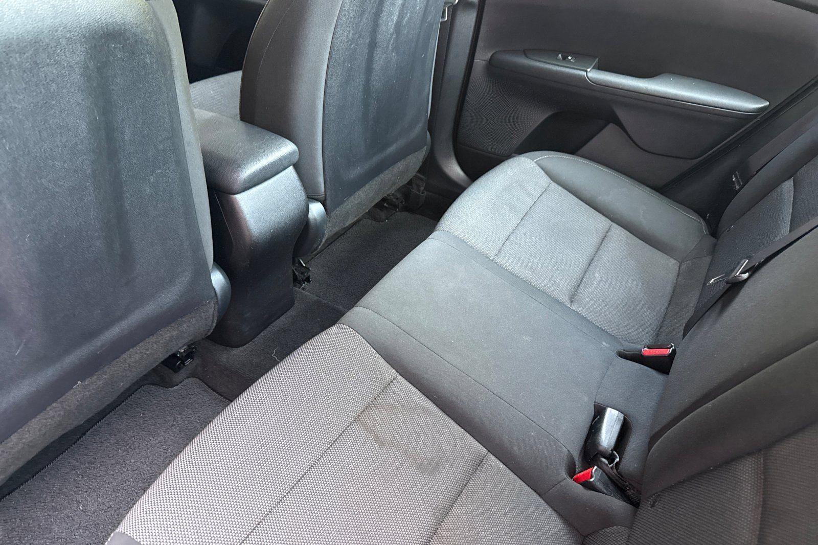 Used 2024 Kia Forte LXS FWD image 16