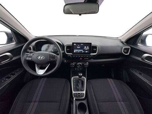 New 2026 Hyundai Venue SEL FWD image 13